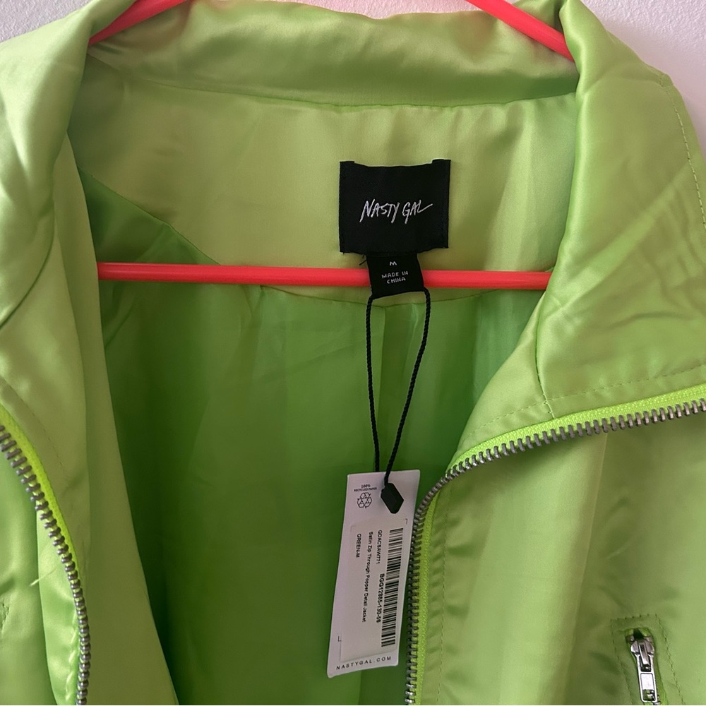 Nasty Gal Green Cropped Jacket - Picture 6 of 6